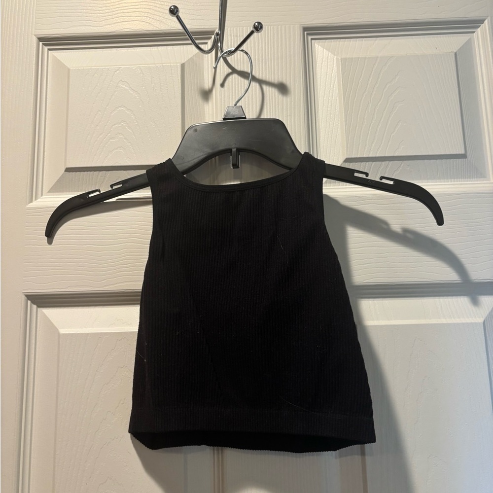 Black Ribbed Crop Top